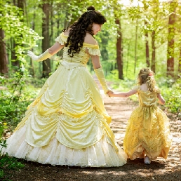 Prinses Belle op kinderfeestje