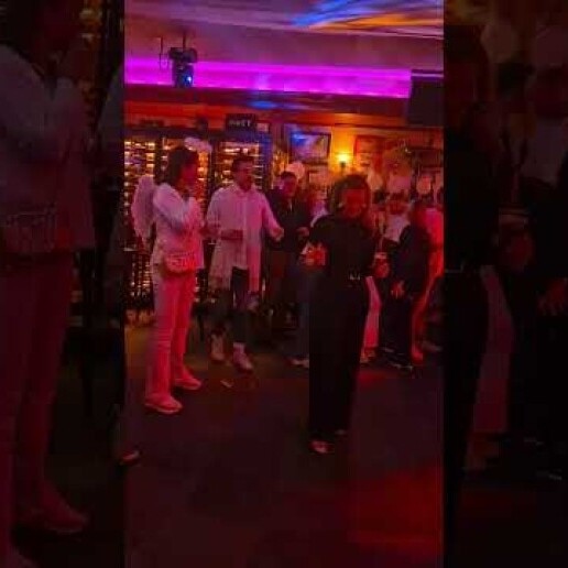 Singer (male) Amstelhoek  (NL) 