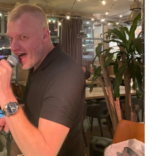 Singer (male) Amstelhoek  (NL) 