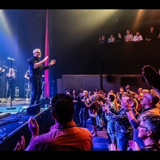 Singer (male) Wijlre  (NL) 