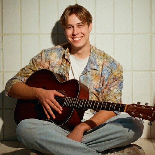 Singer (male) Eerbeek  (NL) 