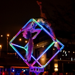 Freestanding LED Cube act