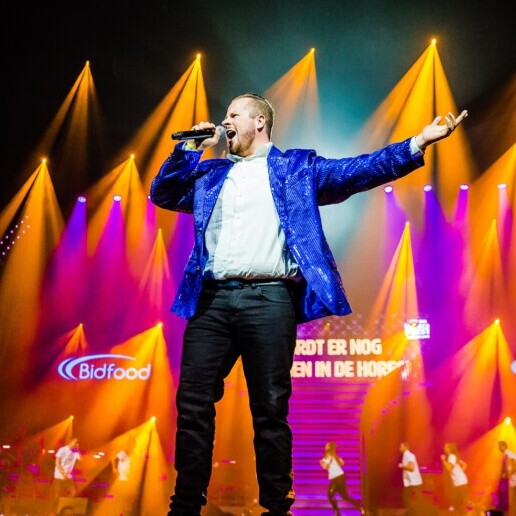 Singer (male) Denekamp  (NL) 