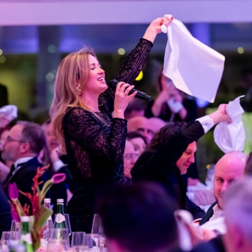 Singer (female) Oostvoorne  (NL) 