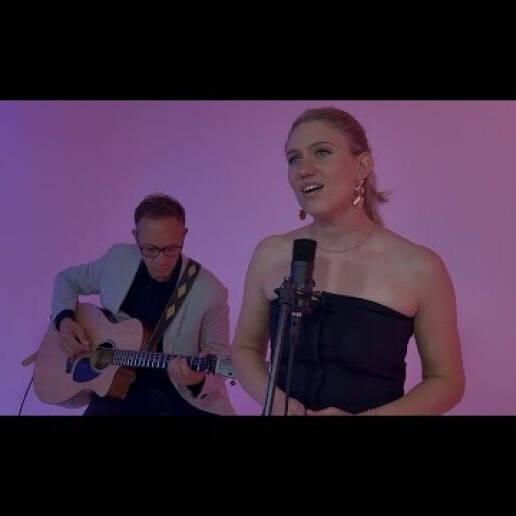 Singer (female) Maastricht  (NL) 