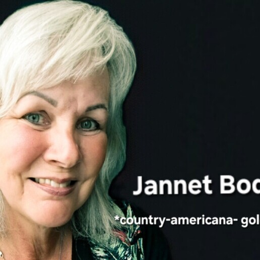 Singer (female) Emmen  (NL) 