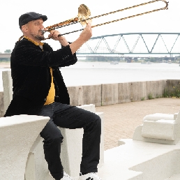 Trombonist Mac de Roode