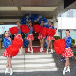 Thema Hostesses / Cheerleaders -Pompom Girls