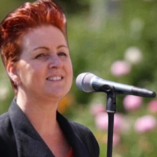 Singer (female) Zoeterwoude  (NL) 