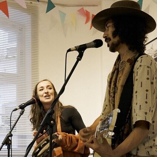 Singer (female) cologne 