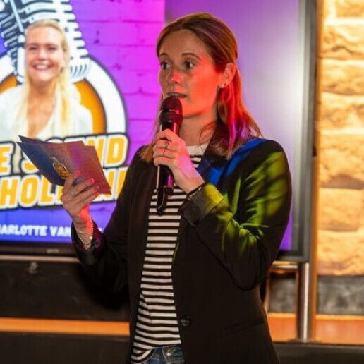 Presenter Uden  (NL) 