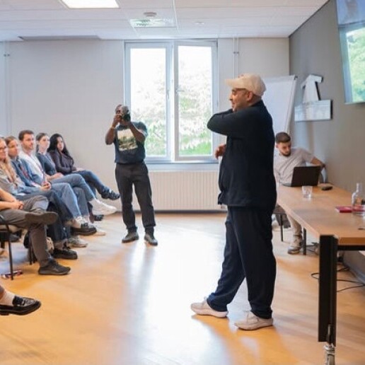 Speaker Amsterdam  (NL) 