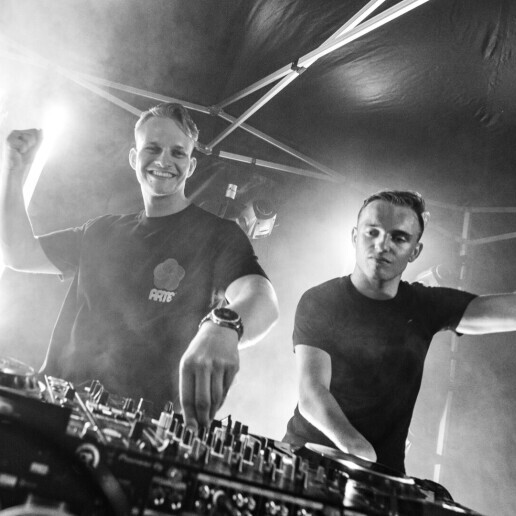 DJ IJsselmuiden  (NL) 