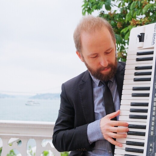 Singer (male) Utrecht  (NL) 