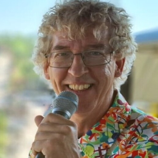 Singer (male) Deurne  (NL) 