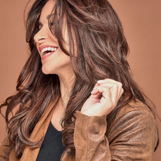 Singer (female) Schaijk  (NL) 