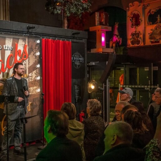 Singer (male) Tilburg  (NL) 