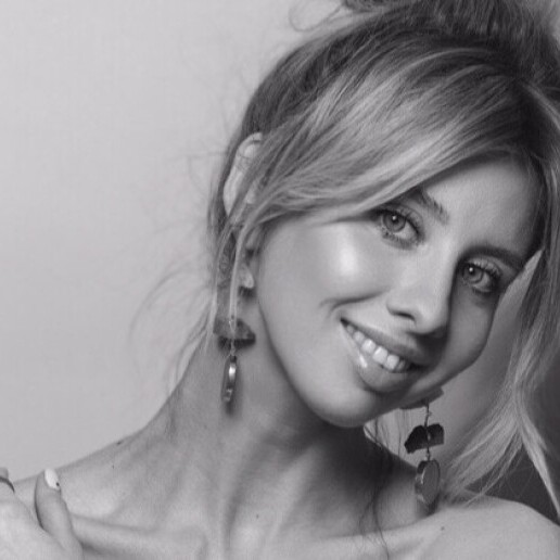 Singer (female) Amsterdam  (NL) 