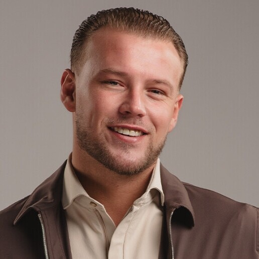 Singer (male) De Lier  (NL) 