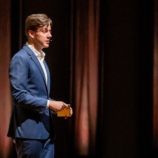 Presenter Rotterdam  (NL) 