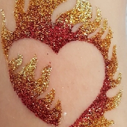 Glitter Tattoo Pete (Face painting)