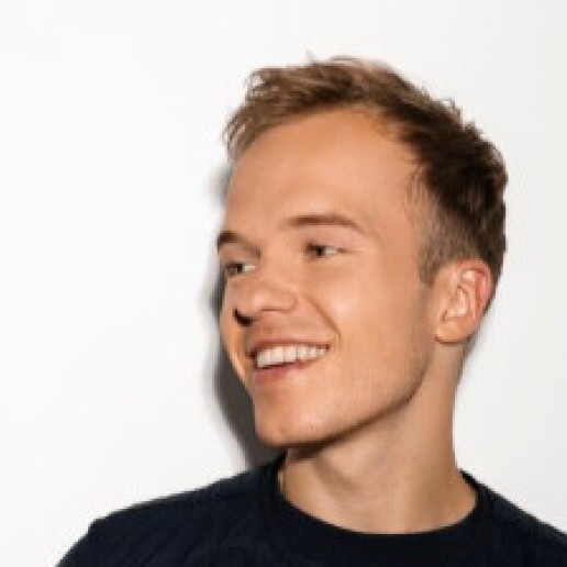 Singer (male) Beverwijk  (NL) 