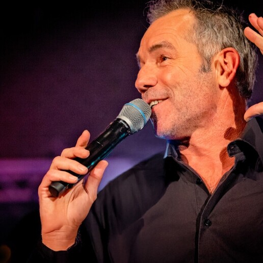 Singer (male) Volkel  (NL) 