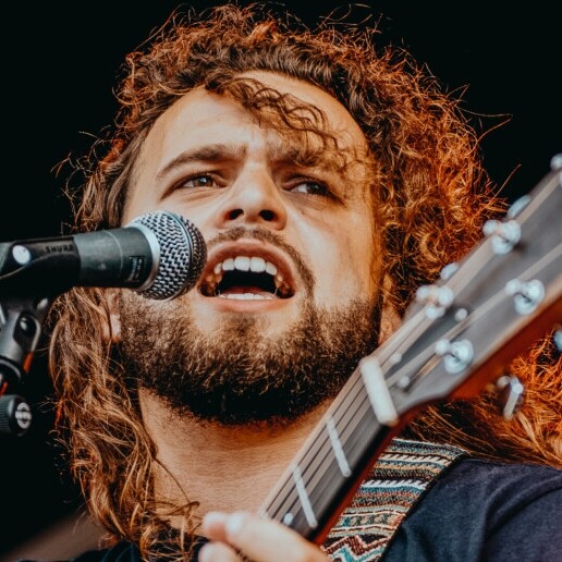 Singer (male) Zwijndrecht  (NL) 