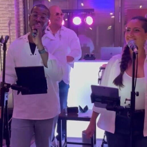 Singer (male) Den Haag  (NL) 