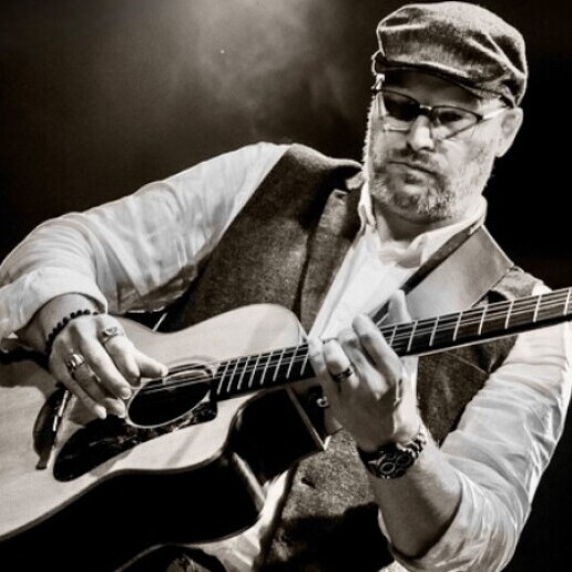 Singer (male) Gorinchem  (NL) 