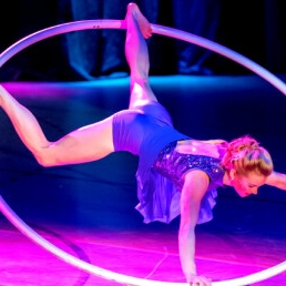 Cyr Wheel Acrobatiek (LED) - Show Laura