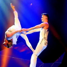 Partner Acrobatics - Dans & Acrobatiek
