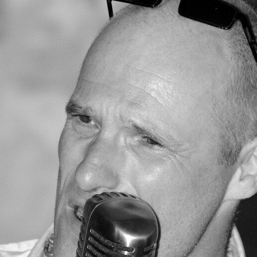 Singer (male) Bovensmilde  (NL) 