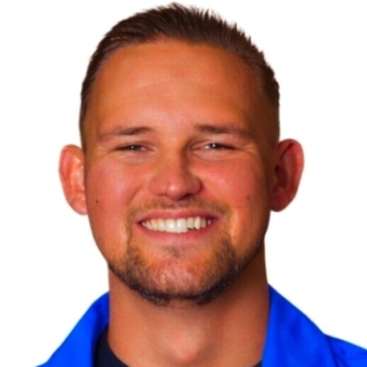 Singer (male) Halsteren  (NL) 