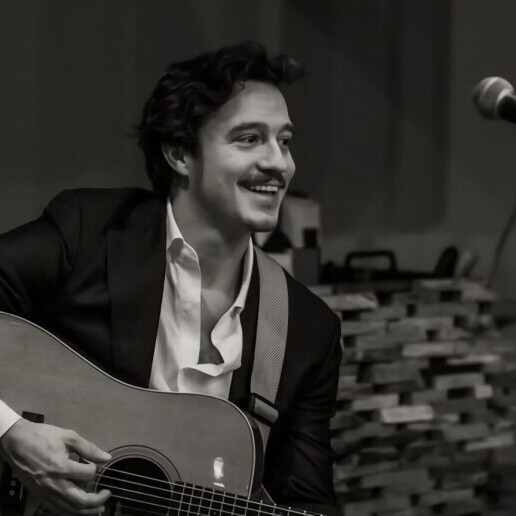 Singer (male) Amsterdam  (NL) 