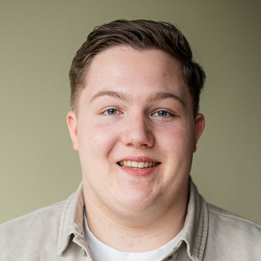 Singer (male) Hengelo  (Gelderland)(NL) 