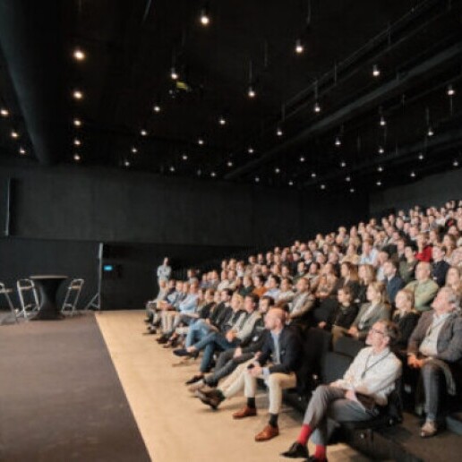 Speaker Amsterdam  (NL) 