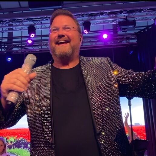 Singer (male) Nunspeet  (NL) 