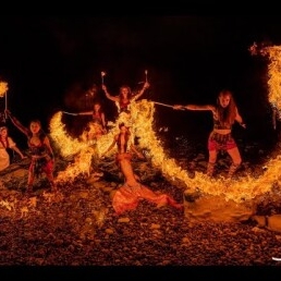 Fireshow - The Amazons of Pyro