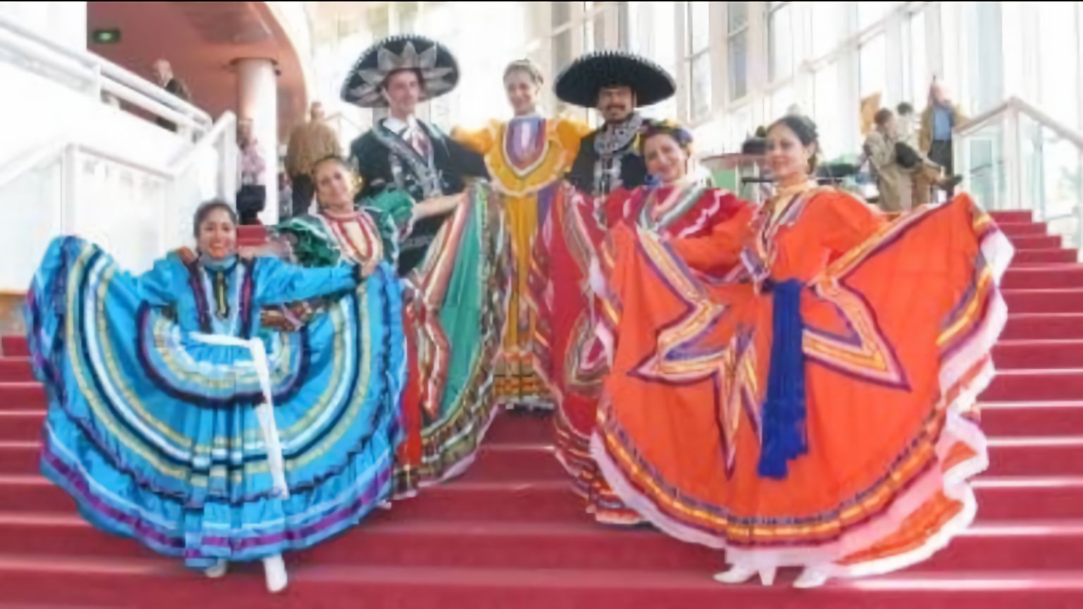Mexicaanse dansshow Boeken? Direct op ShowBird.com!, image size:1536x864