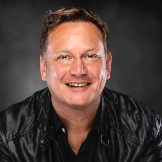 Singer (male) Hoedekenskerke  (NL) 