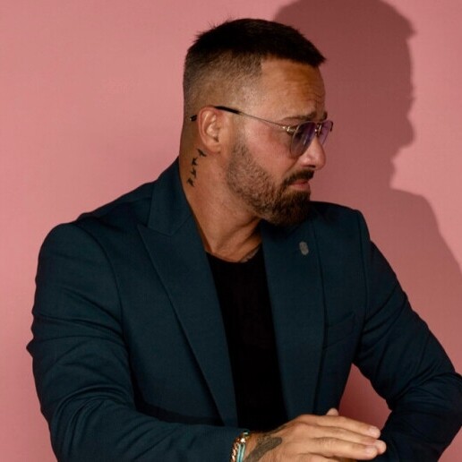 Singer (male) Wateringen  (NL) 