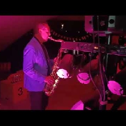 Saxofonist Blaricum  (NL) Gooise DJ plus Saxofonist