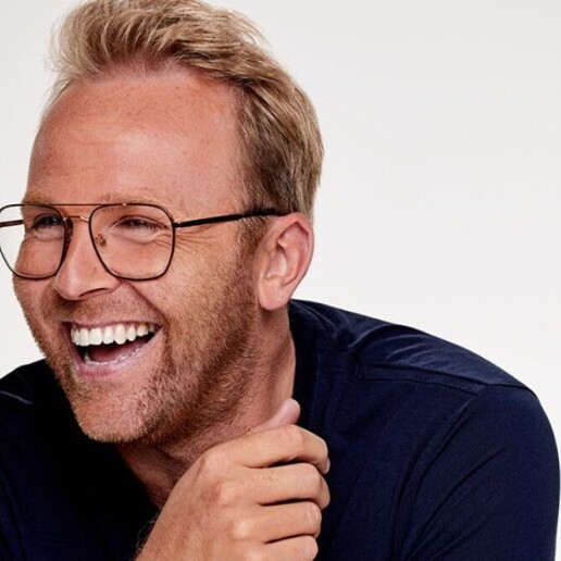 Singer (male) Heeswijk Dinther  (NL) 