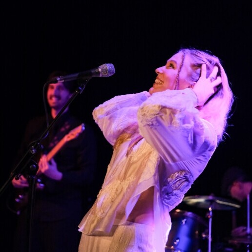 Singer (female) Amsterdam  (NL) 