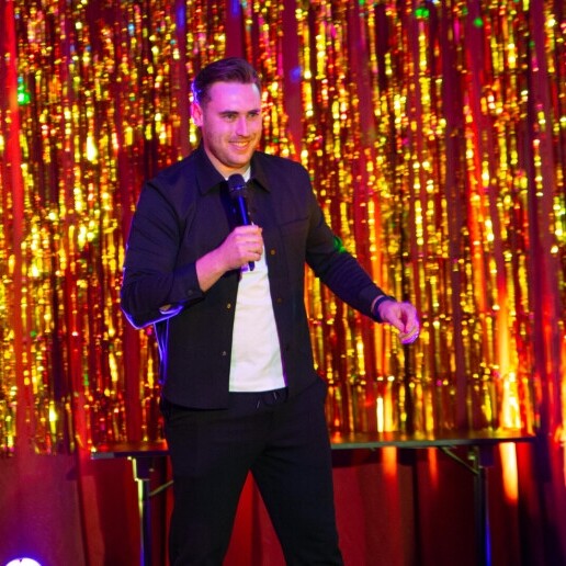 Singer (male) Den Haag  (NL) 