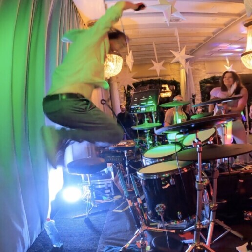 Band Baarn  (NL) Rockcoverband Niet Daar