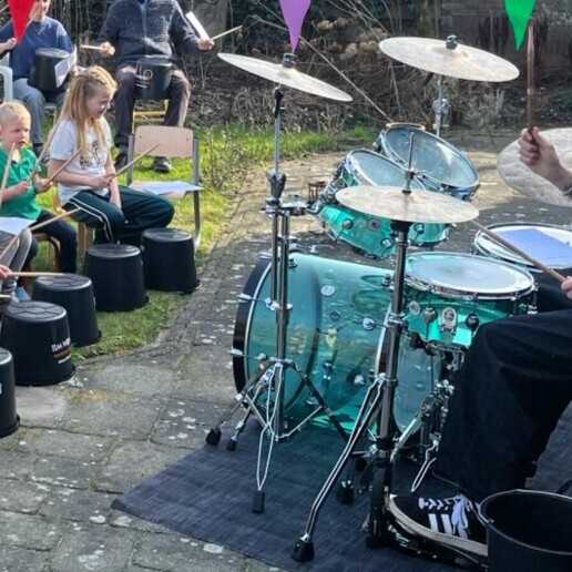 Trainer/Workshop Ruinerwold  (NL) Drumworkshop voor Scholen