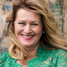 Singer (female) Vijfhuizen  (NL) Anita Sanders